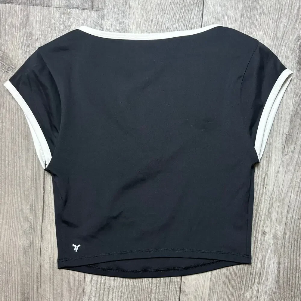 Old Navy PowerSoft Ultra-Crop Top size XS - Picture 2 of 3